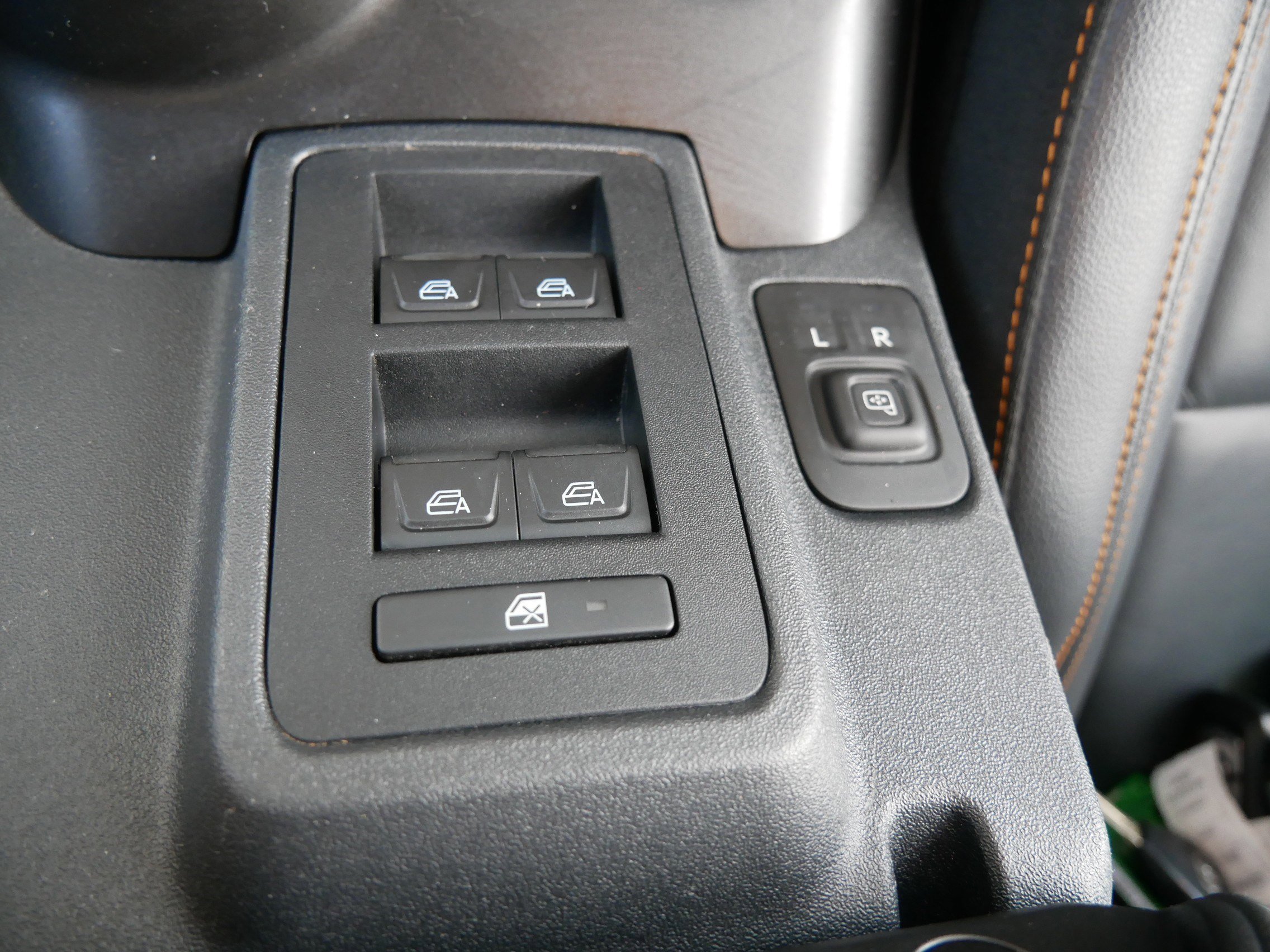 Certified 2022 Ford Bronco Badlands image 28