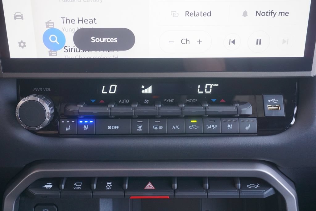 New 2026 Toyota Tundra Platinum AWD/4WD image 17