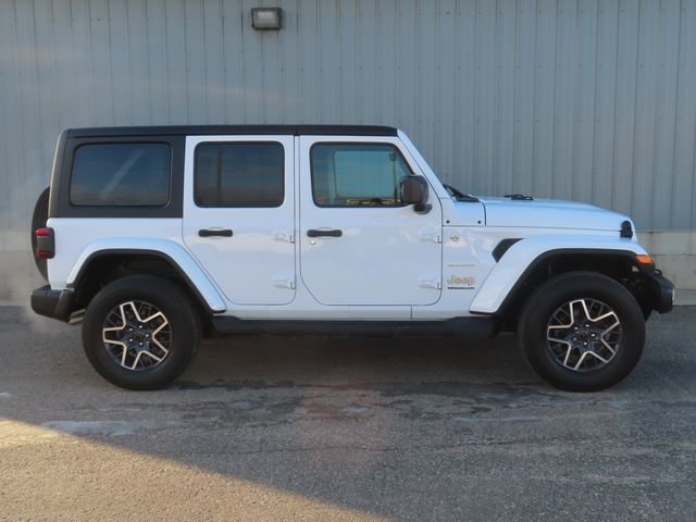 Used 2024 Jeep Wrangler Sahara w/ Technology Group image 3