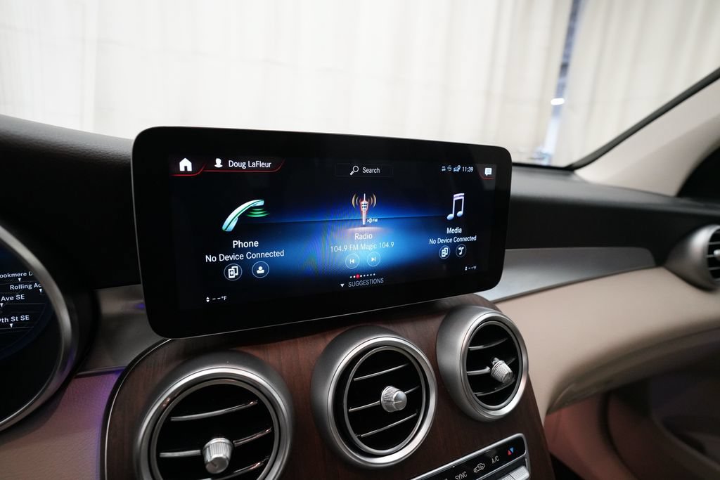 Used 2021 Mercedes-Benz GLC 300 4MATIC image 6