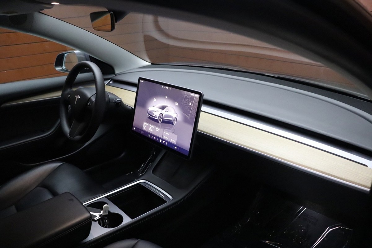Used 2022 Tesla Model 3 Long Range image 29