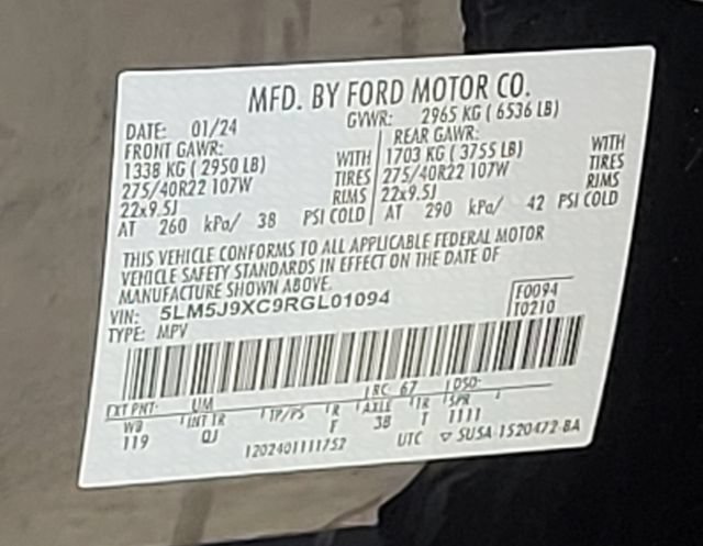 Certified 2024 Lincoln Aviator Black Label w/ Jet Package AWD/4WD image 18