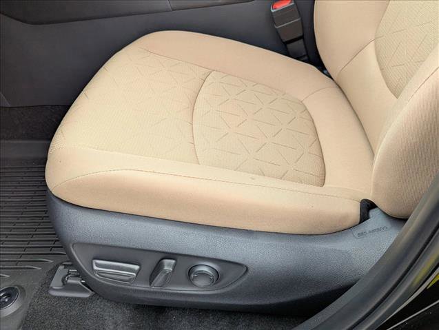 New 2025 Toyota RAV4 XLE image 4