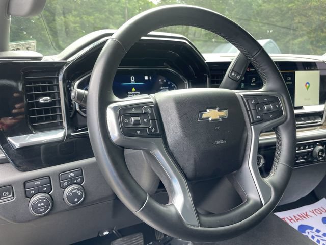 Used 2023 Chevrolet Silverado 1500 LT AWD/4WD image 14