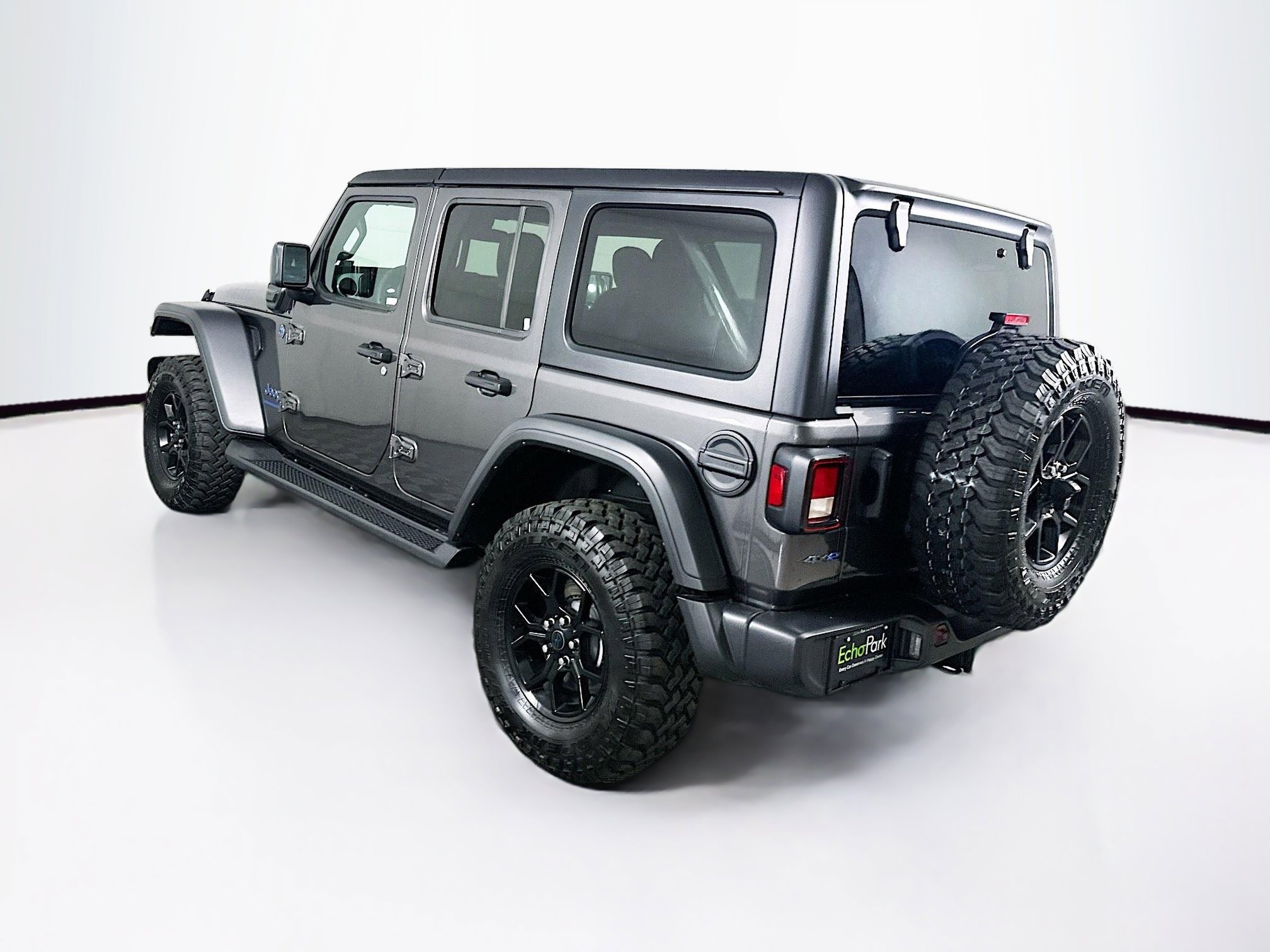 Used 2024 Jeep Wrangler Willys image 5