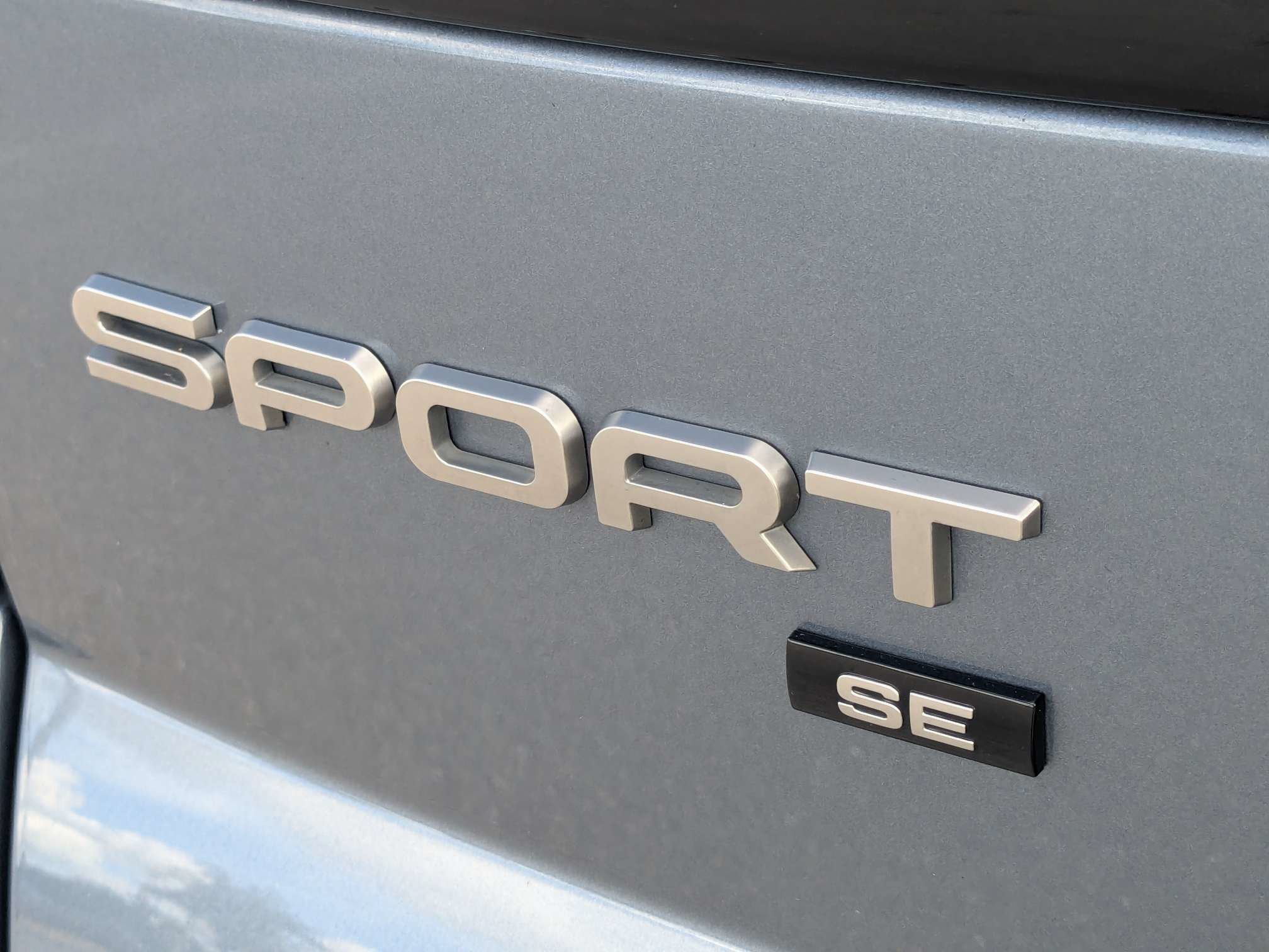 Used 2022 Land Rover Range Rover Sport SE AWD/4WD image 14