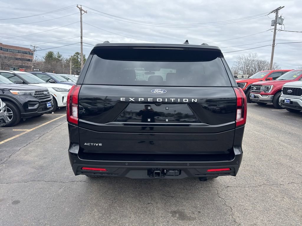 New 2026 Ford Expedition Active image 7