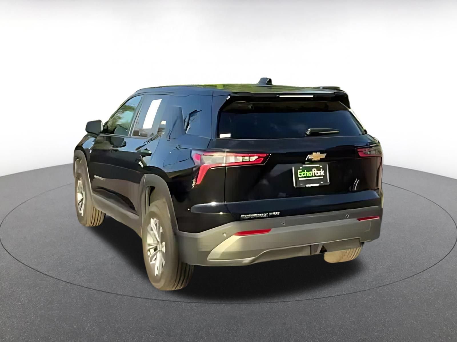 Used 2025 Chevrolet Equinox LT AWD/4WD image 13