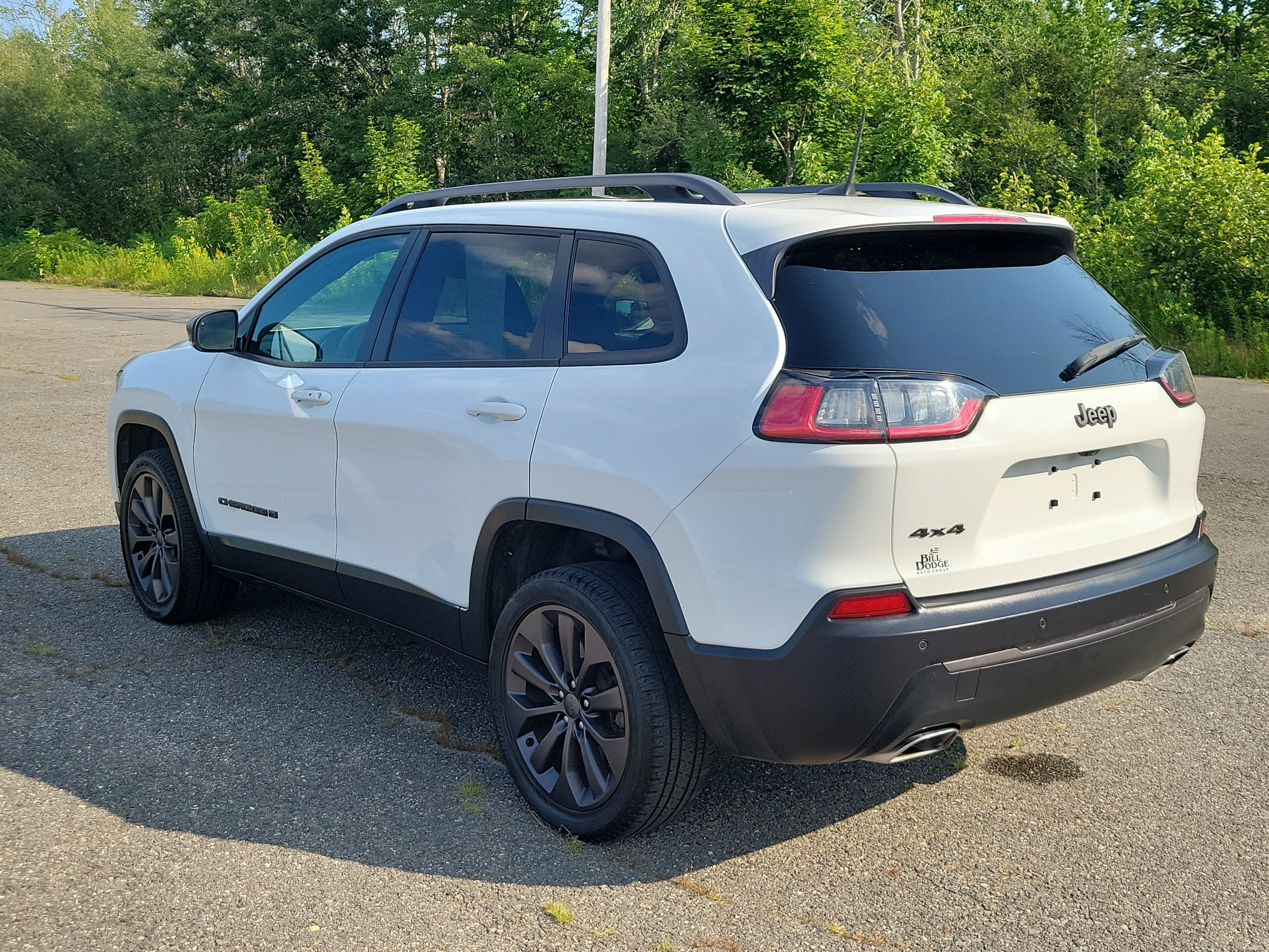 Used 2021 Jeep Cherokee Latitude Lux 80th Anniv w/ Quick Order Package 26U 80TH AWD/4WD image 7