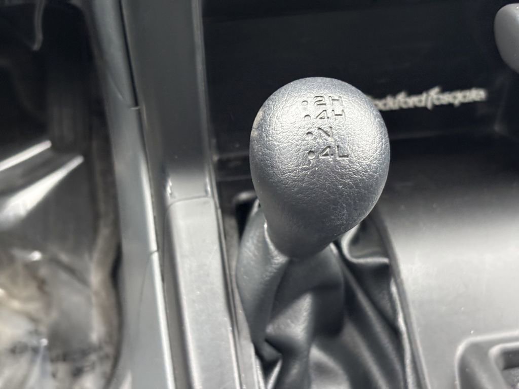 Used 2003 Nissan Xterra XE w/ Power Pkg image 19