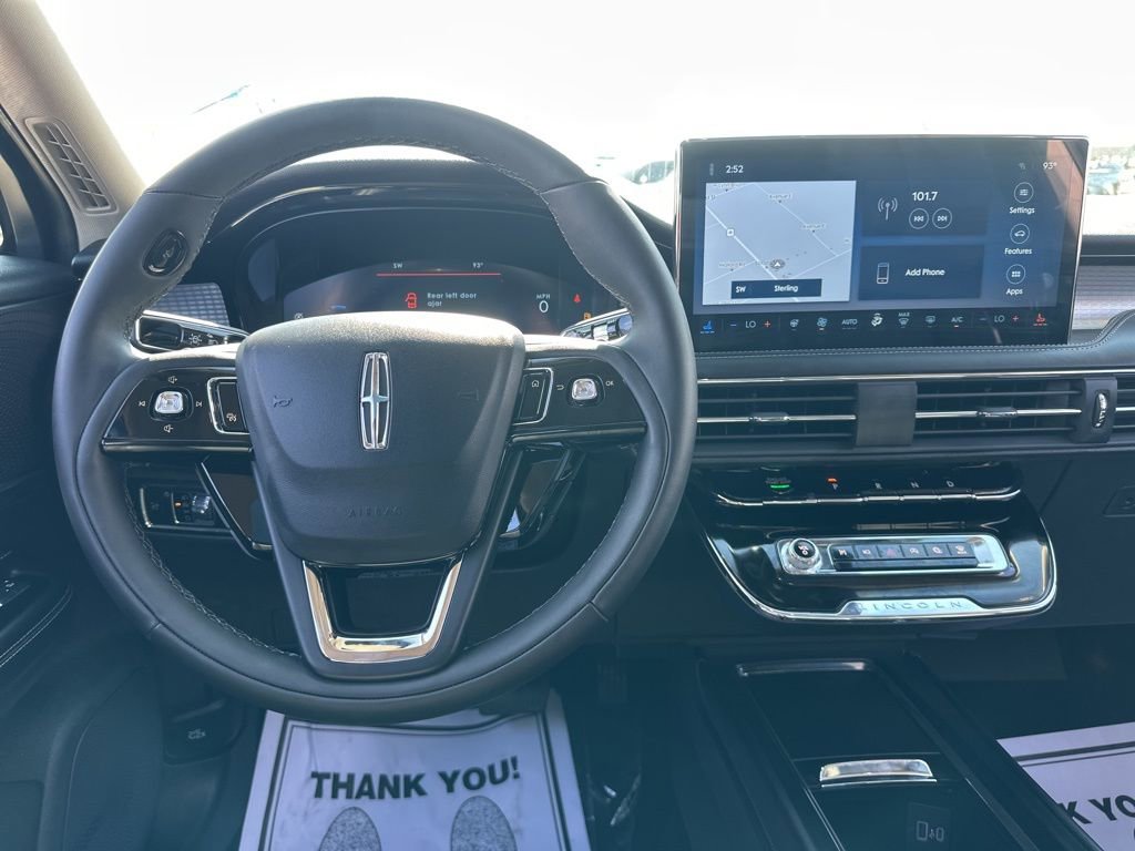 Used 2024 Lincoln Corsair AWD w/ Equipment Group 101A image 8