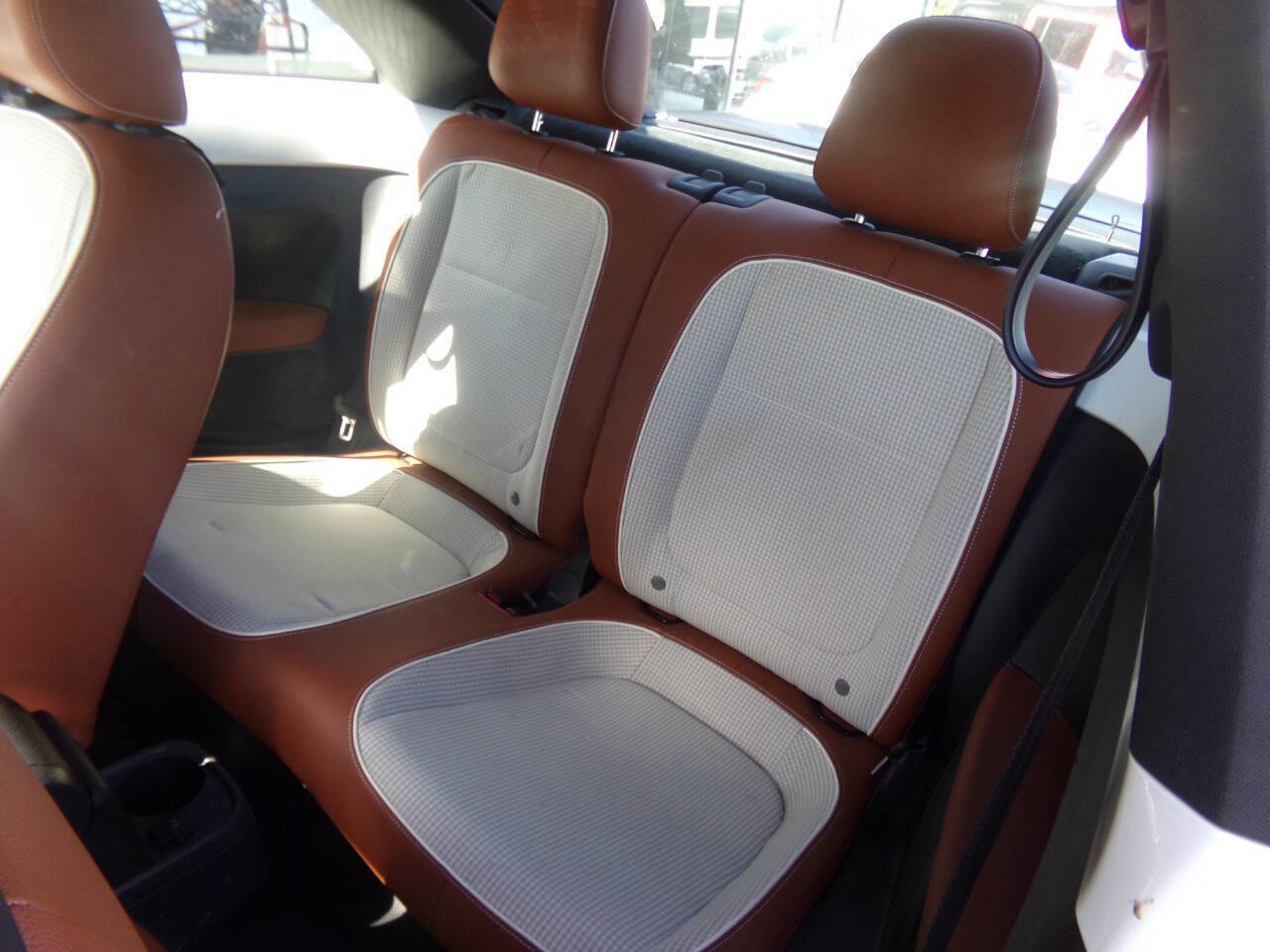 Used 2015 Volkswagen Beetle 1.8T Classic image 10