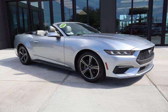 Used 2024 Ford Mustang Premium RWD image 36