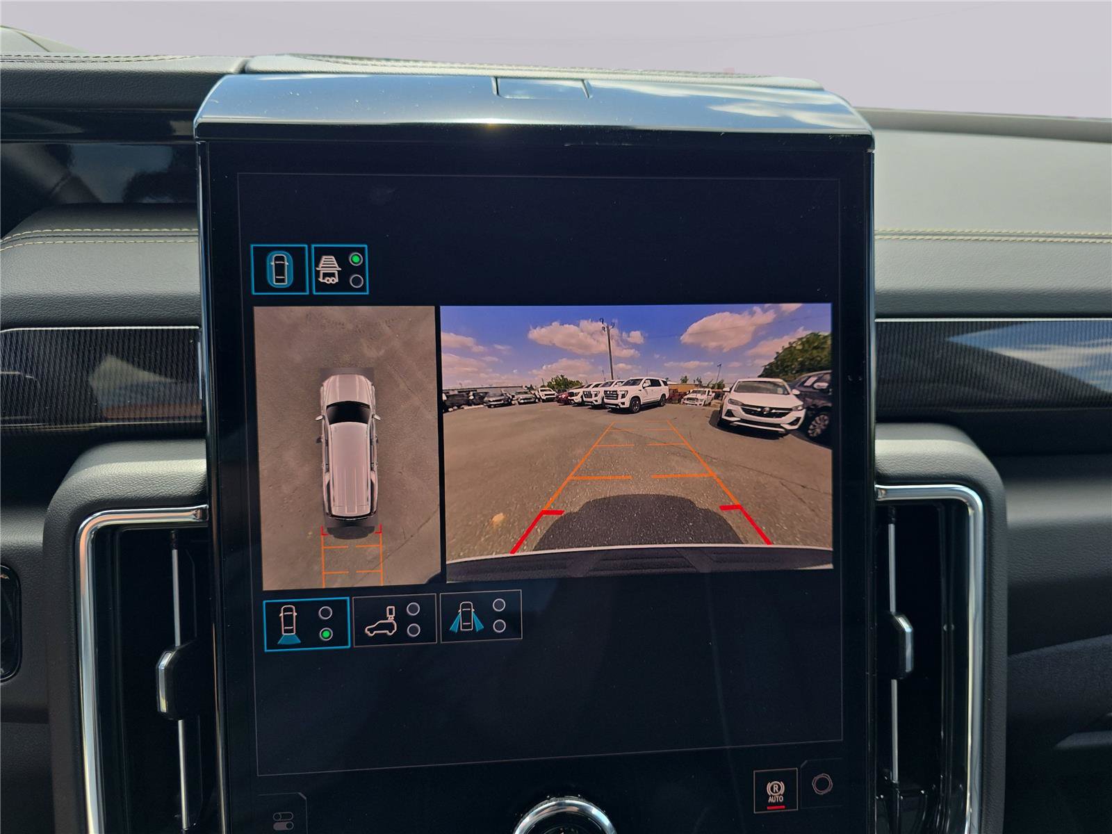 New 2026 GMC Yukon XL Elevation RWD image 26