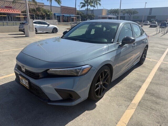 Used 2023 Honda Civic Sport image 3