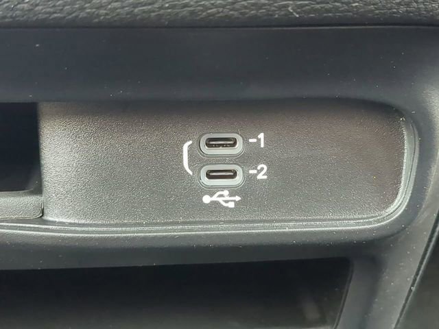 New 2026 Chrysler Pacifica Select image 27