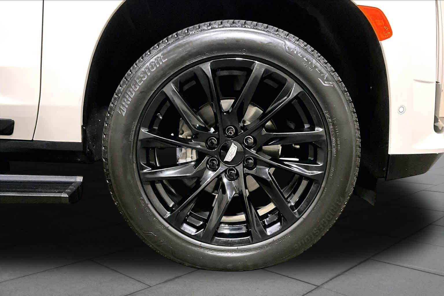 Used 2021 Cadillac Escalade Sport w/ Driver Assist Tech Package AWD/4WD image 10