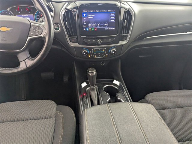 Used 2020 Chevrolet Traverse LT image 25