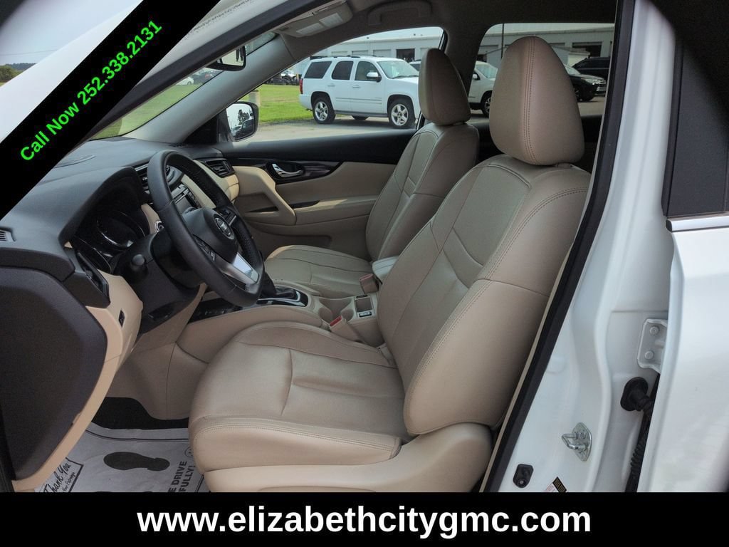 Used 2019 Nissan Rogue SL FWD image 16