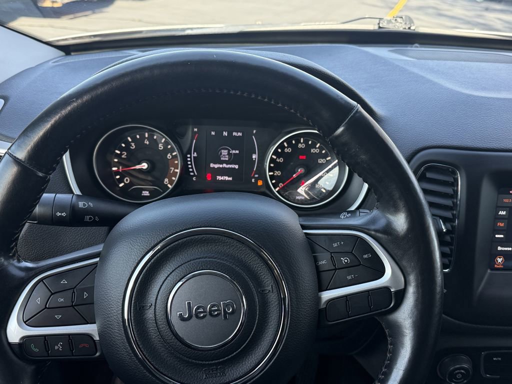 Used 2019 Jeep Compass Latitude w/ Cold Weather Group image 18