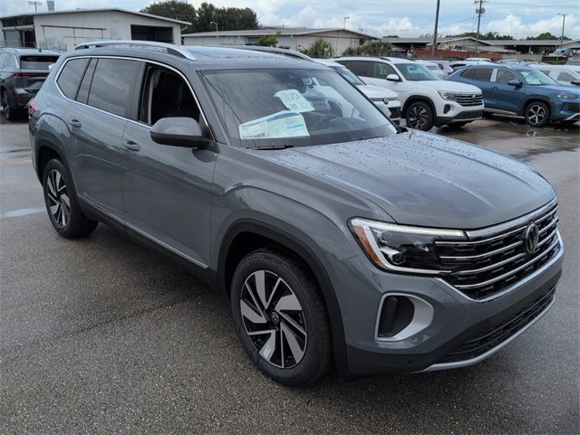 New 2026 Volkswagen Atlas SEL image 2