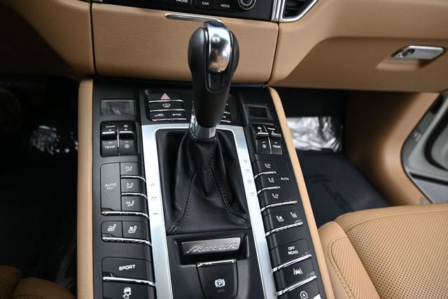 Used 2017 Porsche Macan S AWD/4WD image 12