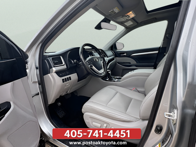 Used 2019 Toyota Highlander XLE w/ Protection Package #3 AWD/4WD image 11