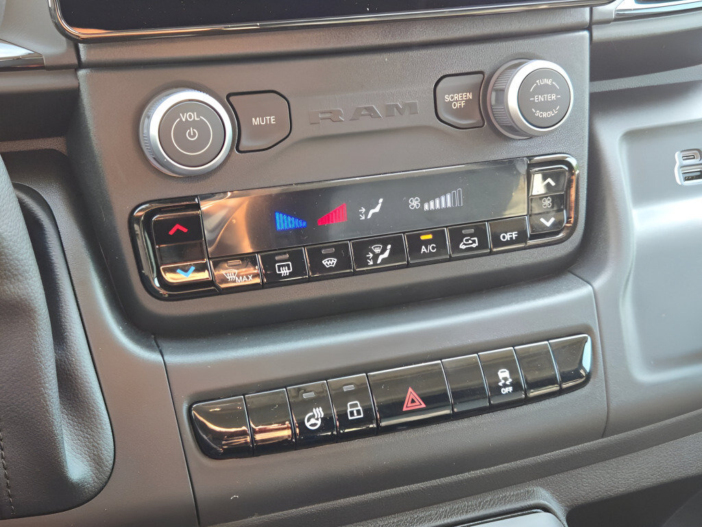 New 2026 RAM ProMaster 1500 w/ Premium Convenience Group FWD image 28