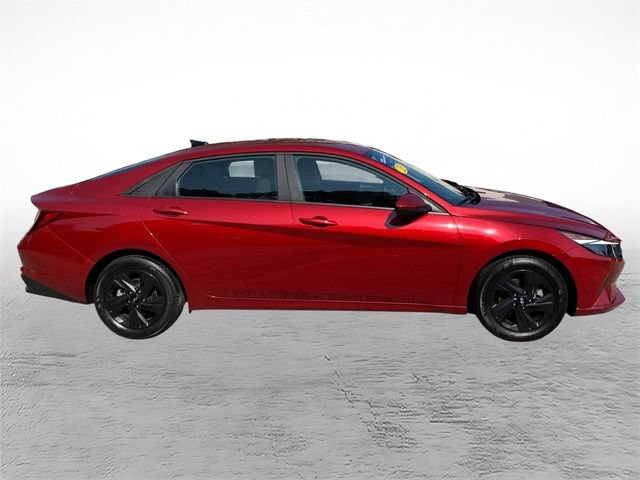 Certified 2023 Hyundai Elantra SEL w/ Cargo Package FWD image 2