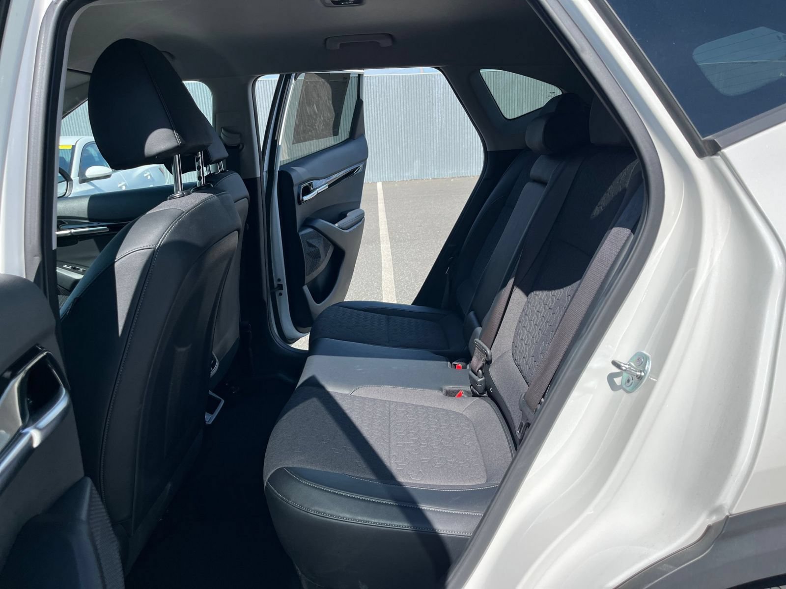 Used 2025 Kia Seltos S FWD image 26