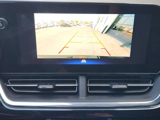 Used 2025 Chevrolet Trax RS w/ Driver Confidence Package FWD image 6