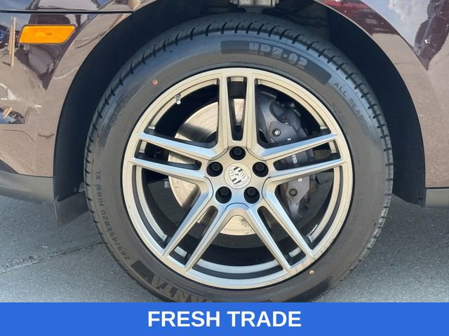 Used 2021 Porsche Macan AWD/4WD image 5