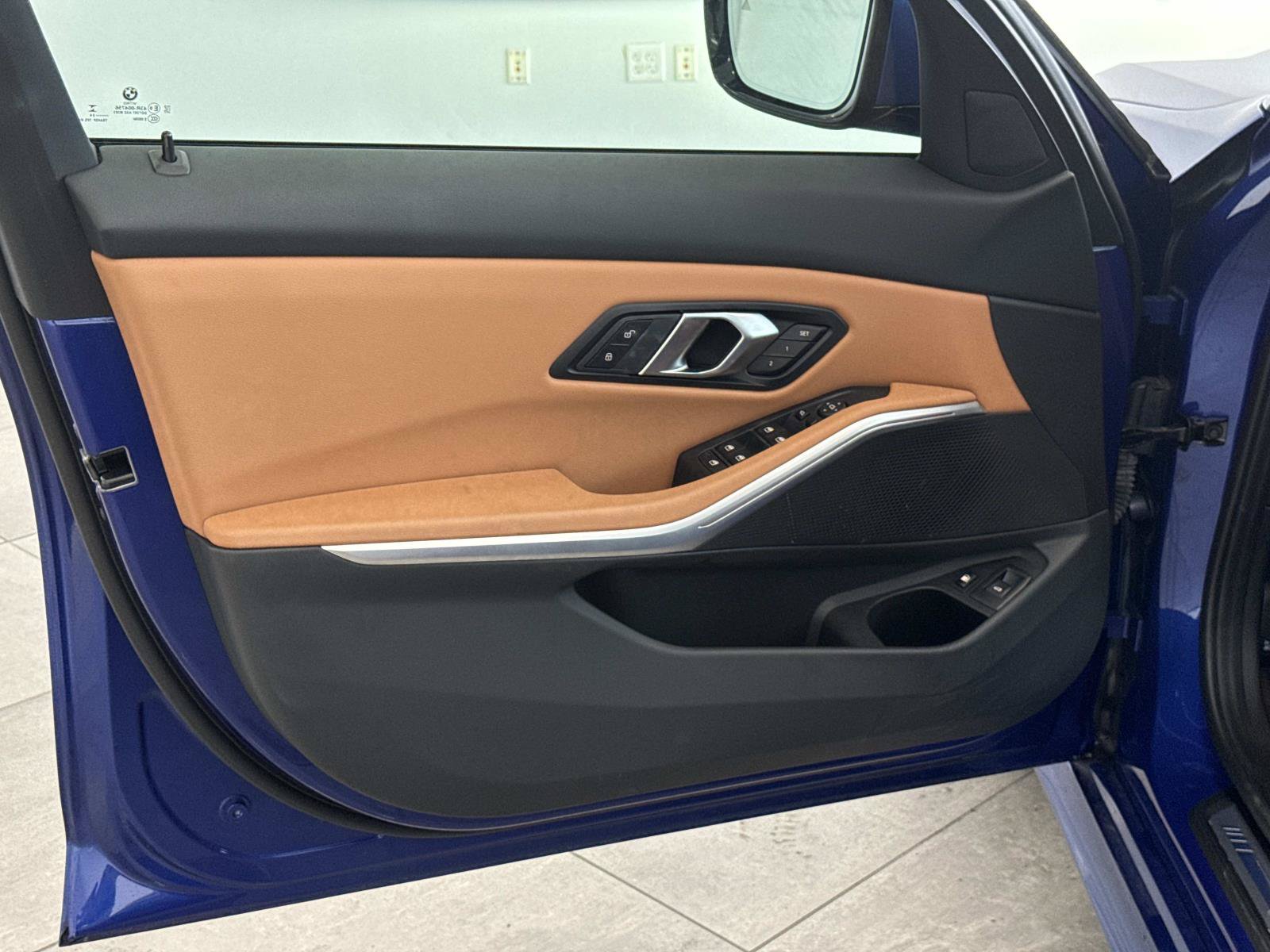 Used 2024 BMW 330e RWD image 10
