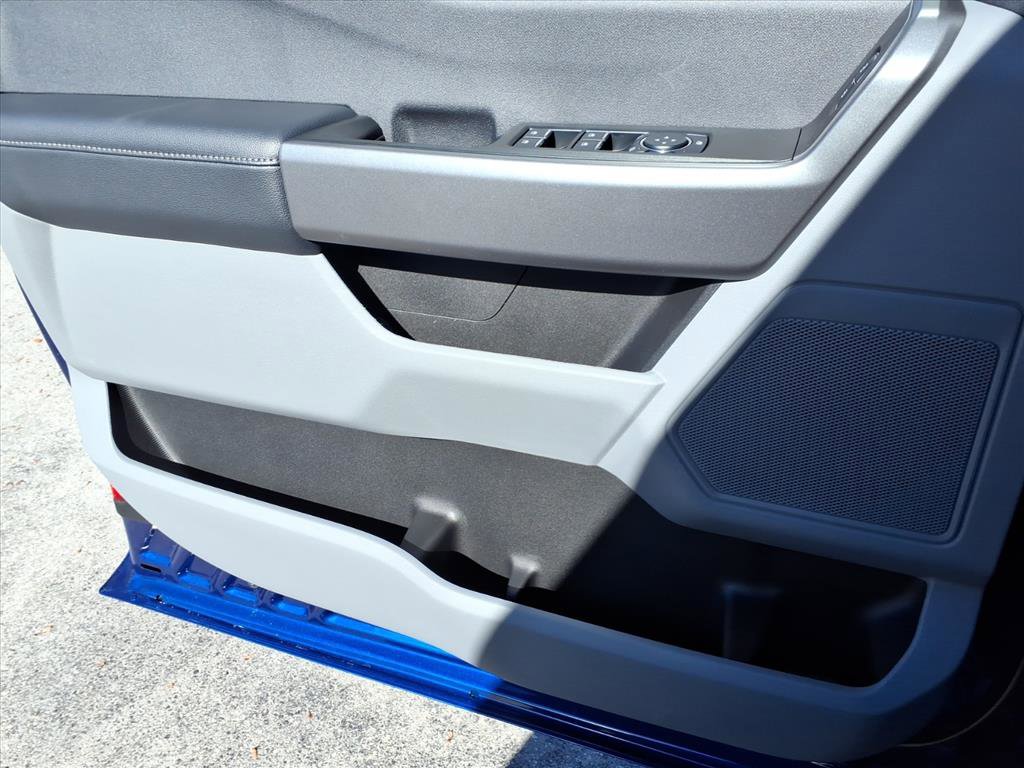 New 2026 Ford F350 4x4 SuperCab Super Duty image 11