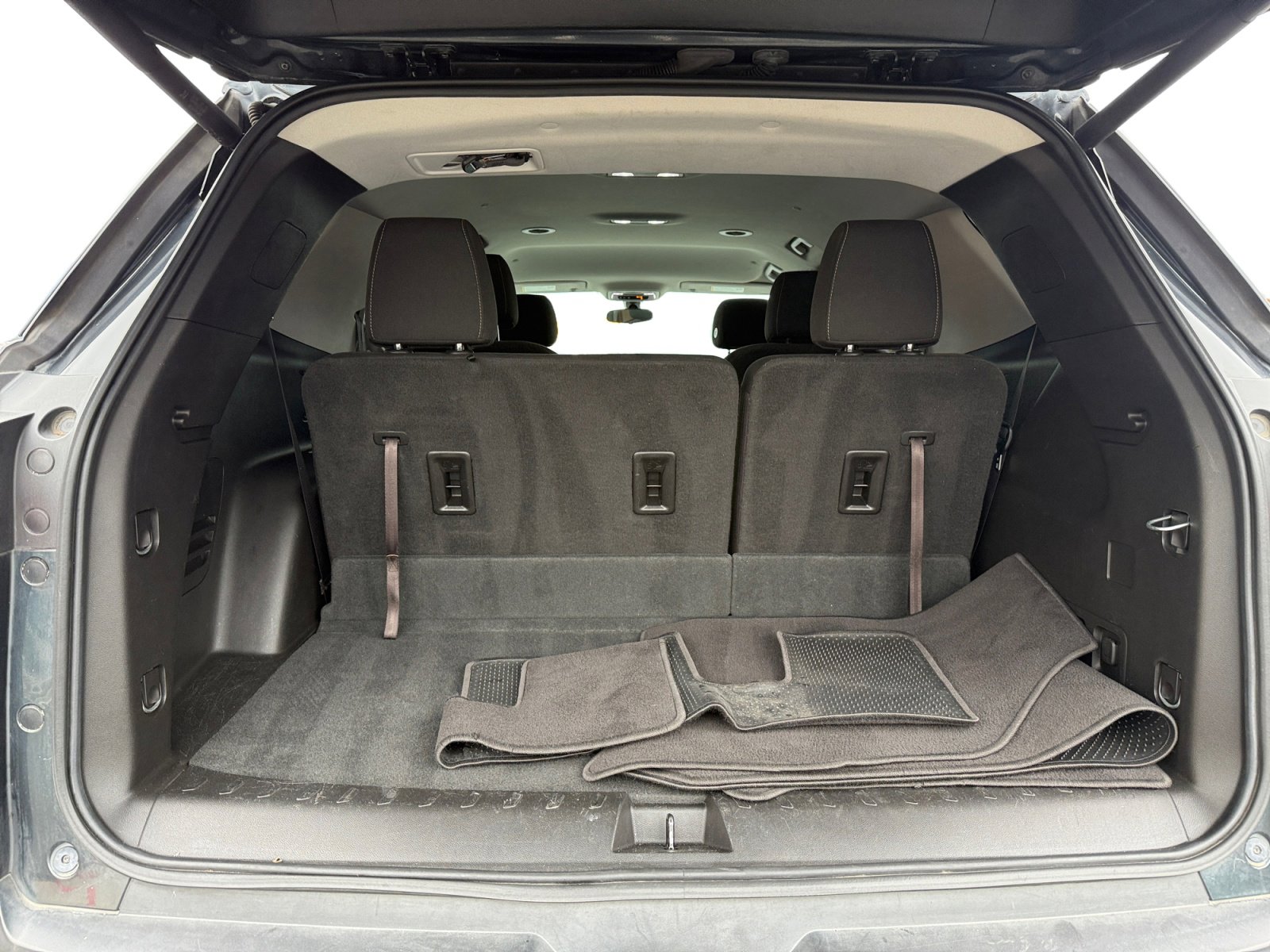 Used 2019 Chevrolet Traverse LT image 17