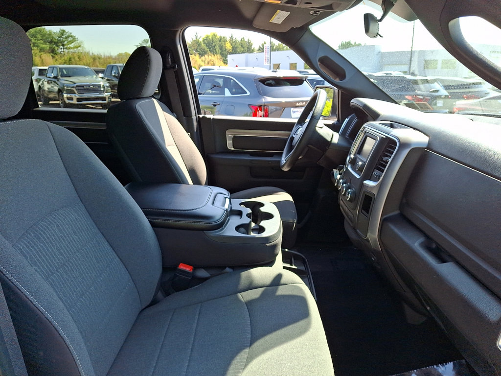 Certified 2024 RAM 1500 Classic Warlock AWD/4WD image 12