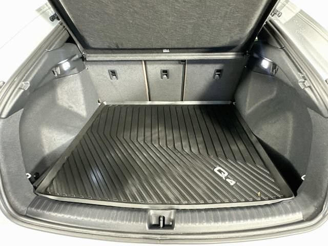 Used 2024 Audi Q4 e-tron Premium Plus w/ Premium Plus AWD/4WD image 31