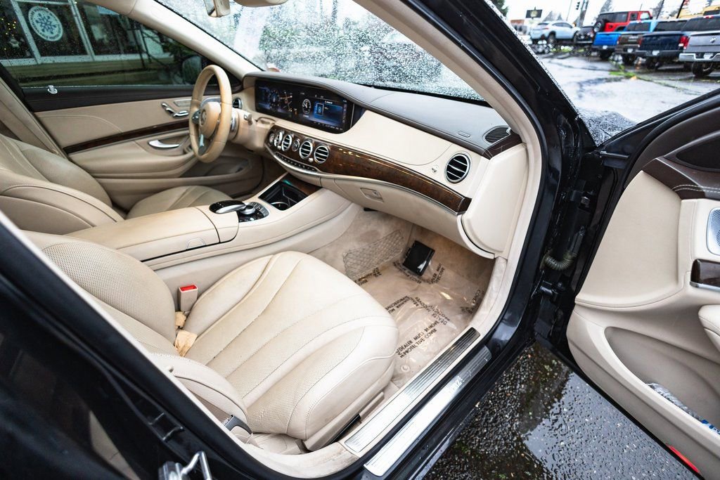 Used 2019 Mercedes-Benz S 450 Sedan image 30