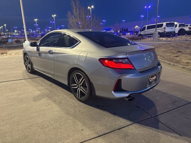 Used 2017 Honda Accord Touring image 5