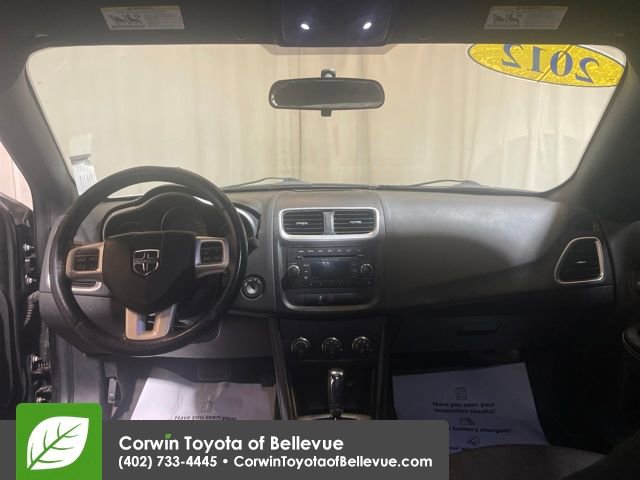 Used 2012 Dodge Avenger SXT image 12