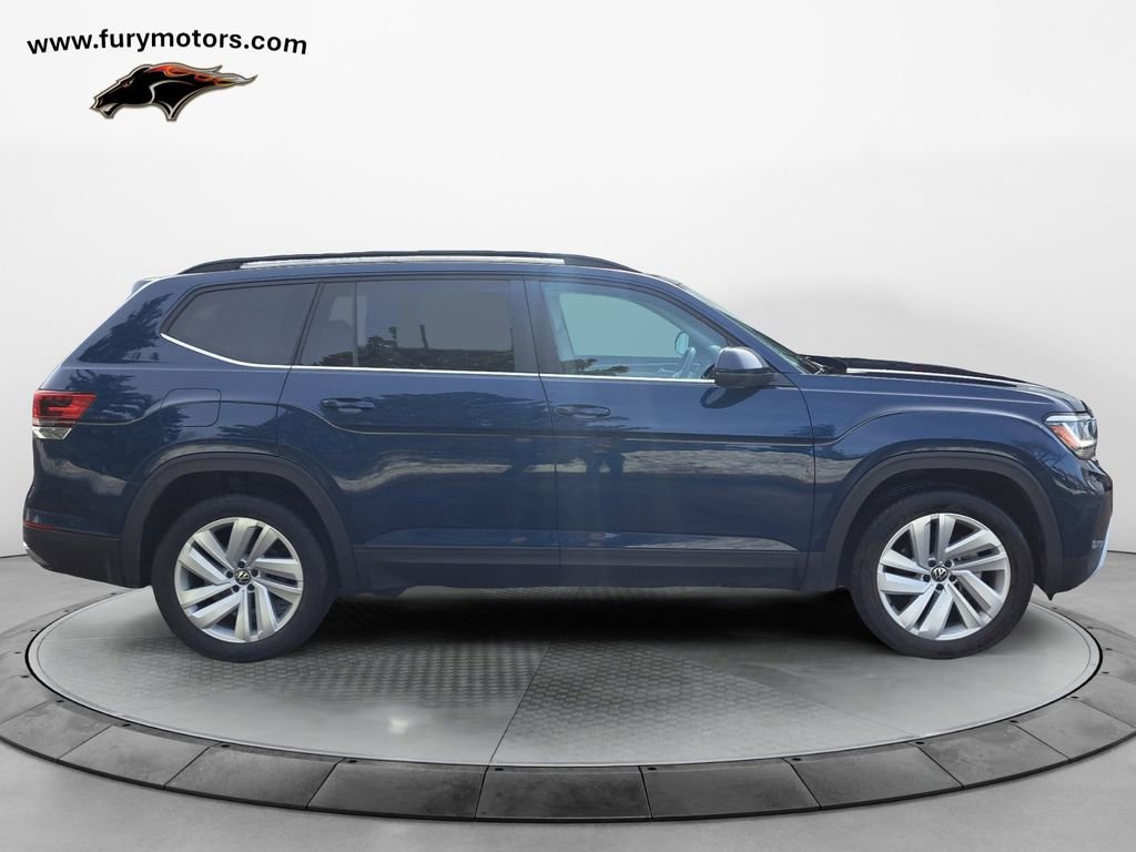 Used 2021 Volkswagen Atlas SE image 2