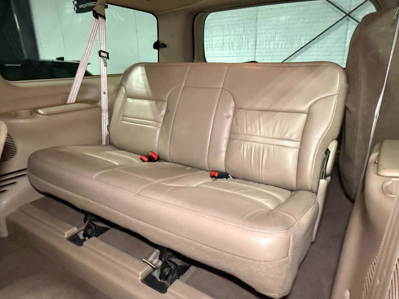 Used 2001 Ford Excursion Limited image 25