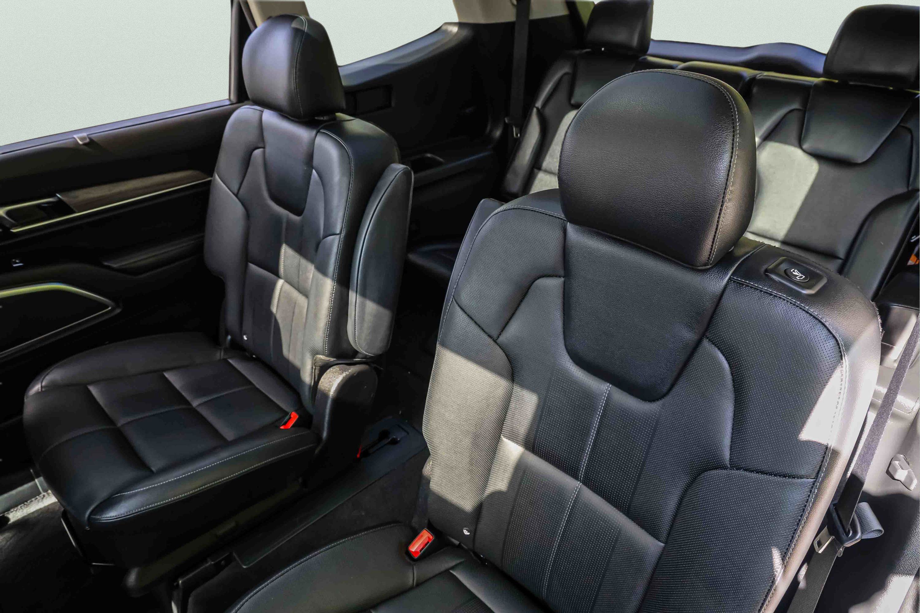 Certified 2022 Kia Telluride SX w/ Nightfall Edition Package AWD/4WD image 21