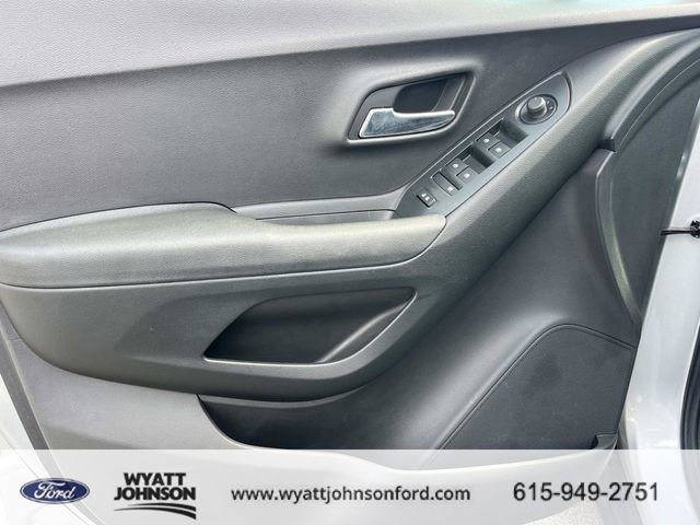 Used 2017 Chevrolet Trax LT w/ LPO, Protection Package image 25