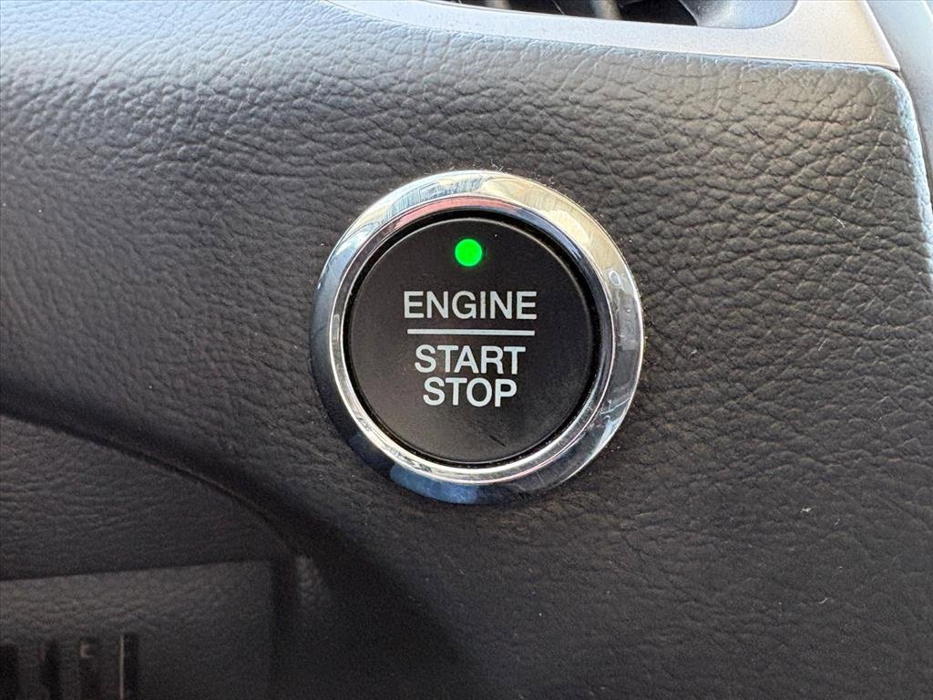 Used 2021 Ford Edge SEL w/ Convenience Package image 13