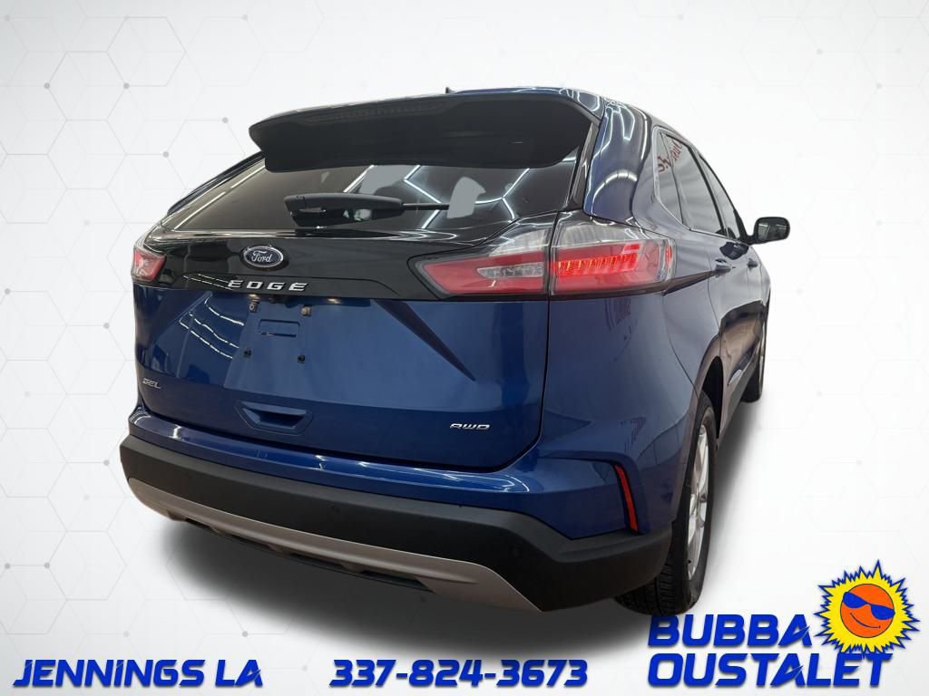 Used 2023 Ford Edge SEL image 5