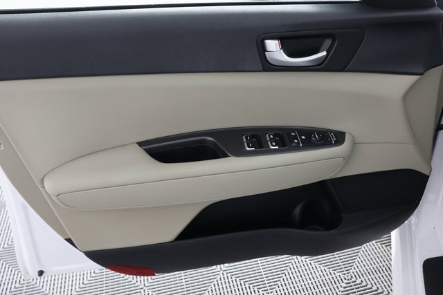 Used 2016 Kia Optima LX image 22