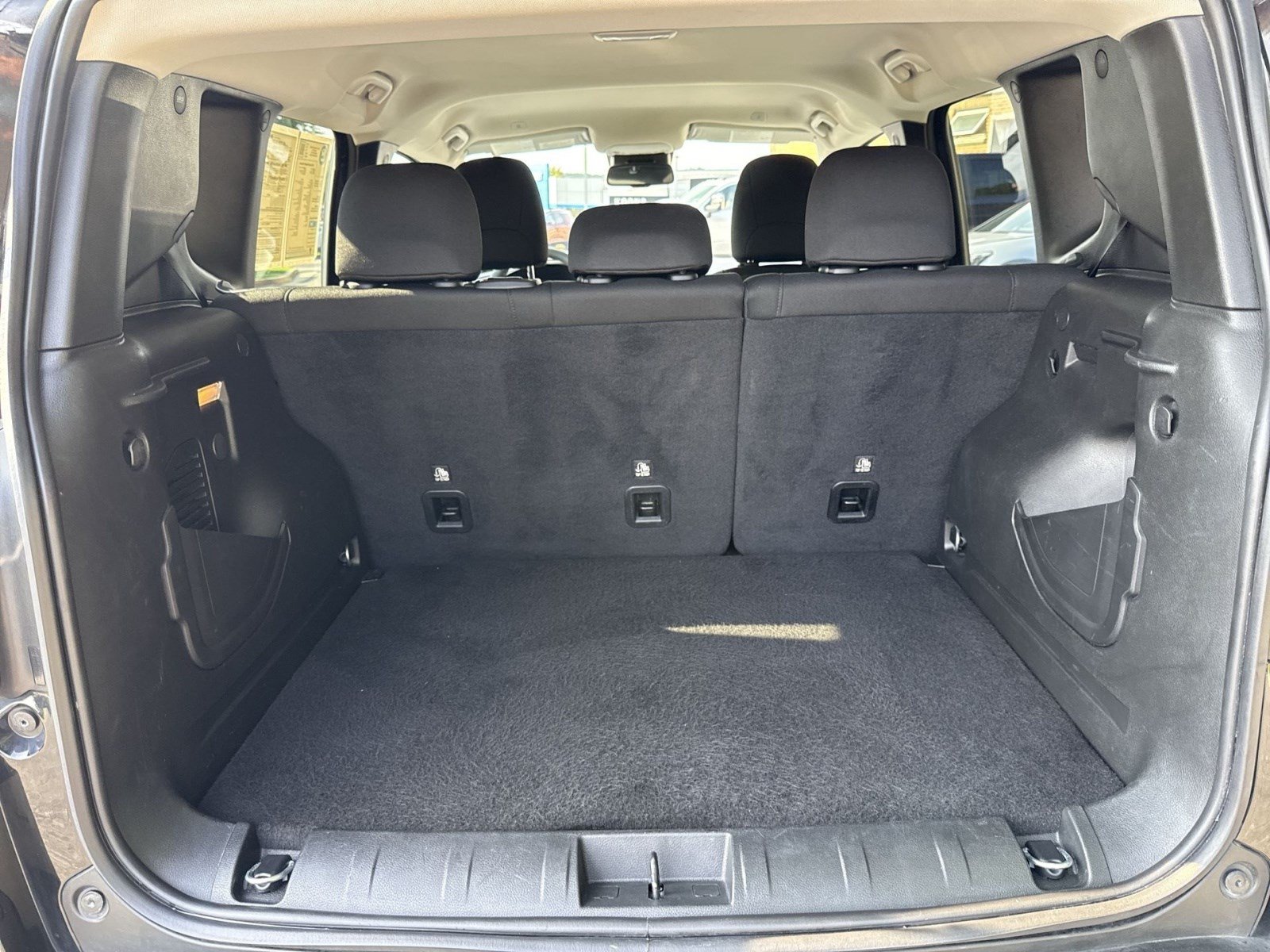 Used 2023 Jeep Renegade Trailhawk AWD/4WD image 23