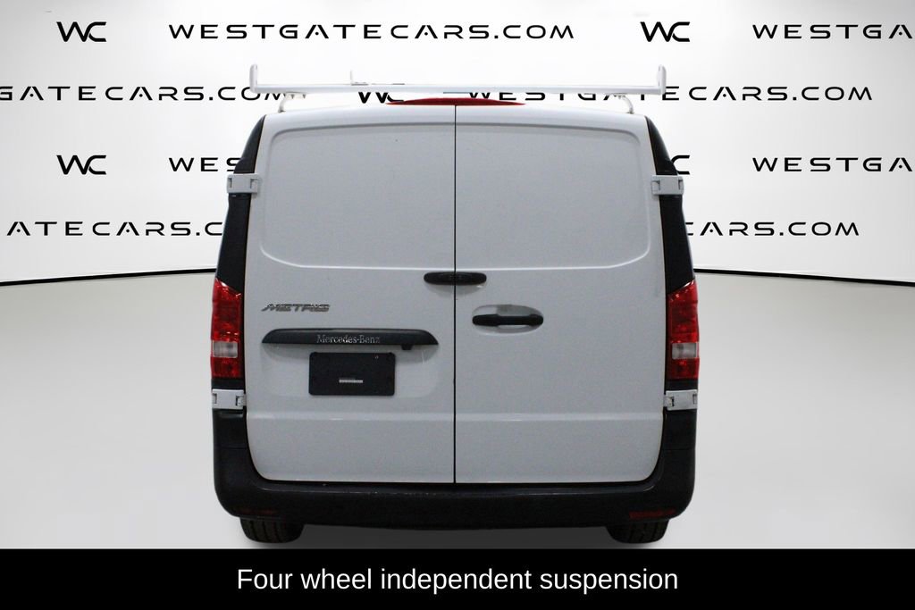 Used 2018 Mercedes-Benz Metris image 4