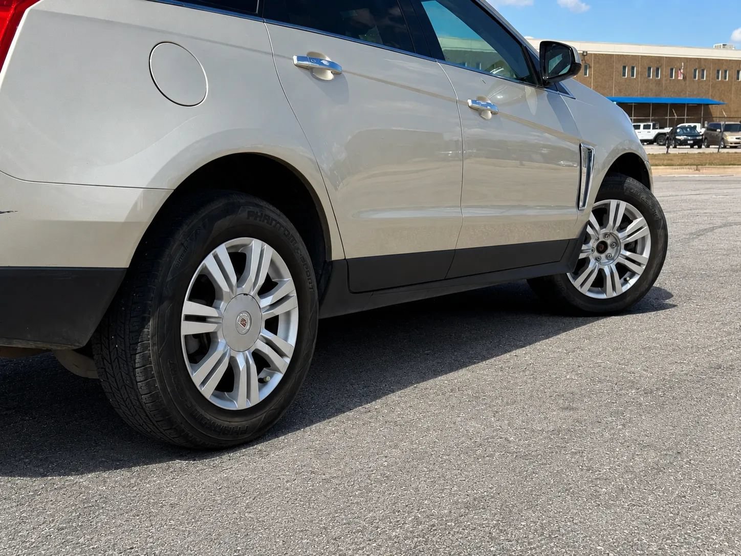 Used 2015 Cadillac SRX Luxury FWD image 9